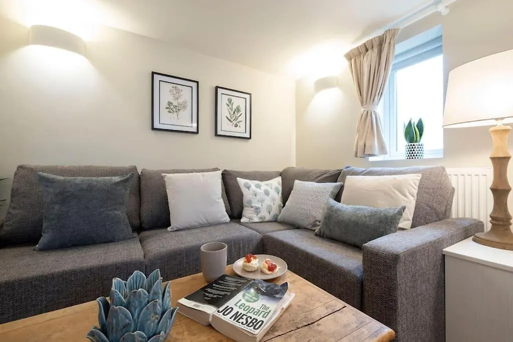Cosy & Peaceful Self Contained Home In Montpellier Cheltenham 0*,